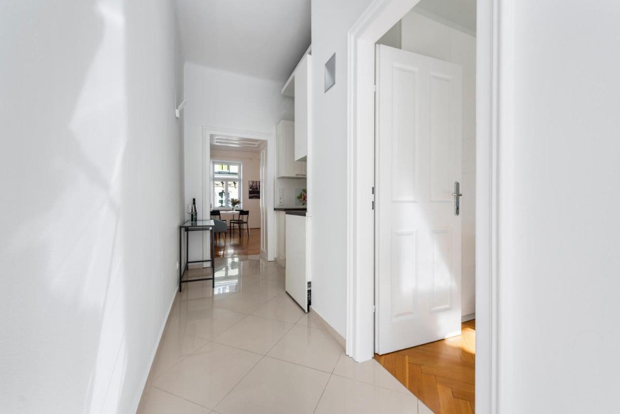 A&S Center Apartment Vienna Esterno foto