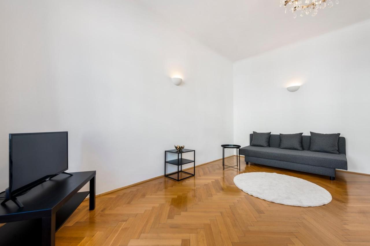 A&S Center Apartment Vienna Esterno foto