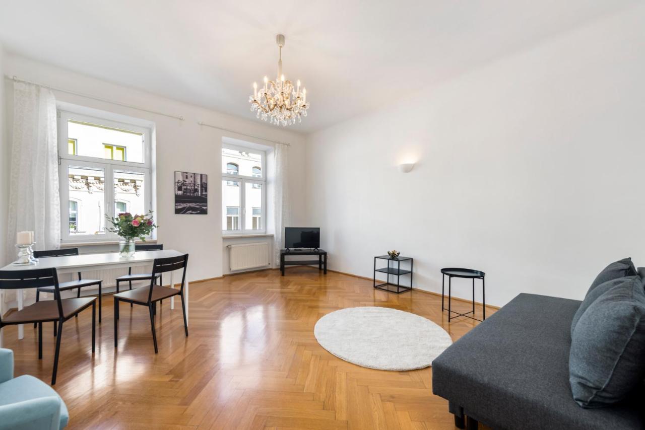 A&S Center Apartment Vienna Esterno foto