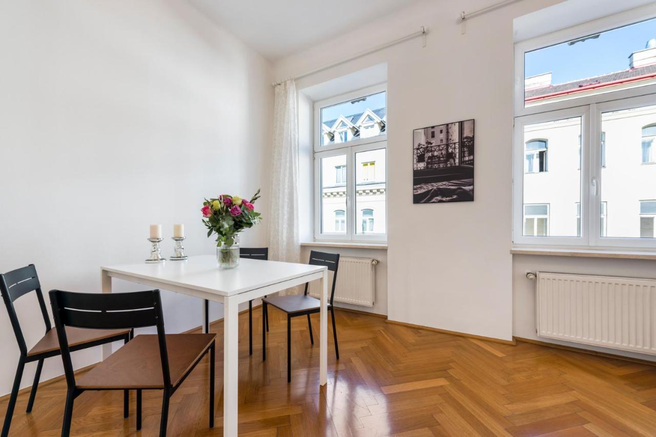 A&S Center Apartment Vienna Esterno foto